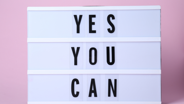 Afirmacije: Zapovedi, vprašanja ali opomniki?